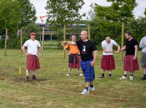 Bijl werpen als onderdeel van de highland games